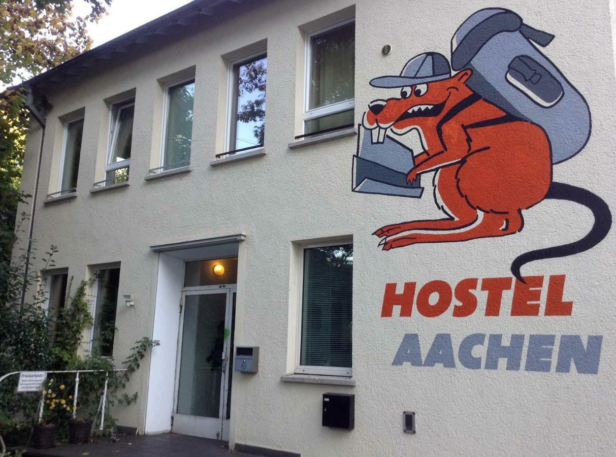 Hostel Akwizgran Zewnętrze zdjęcie